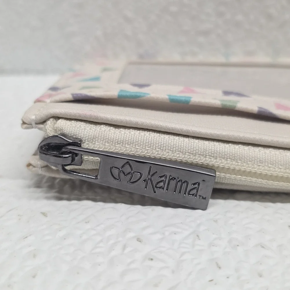 Karma Zip ID Card Llama Wallet 4.5